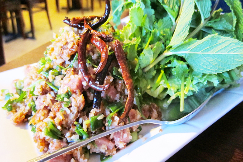 Ensalada-de-arroz-crujiente---Laos